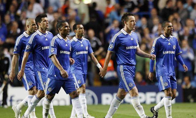 巴塞罗那遭遇切尔西绝境,前景堪忧 巴塞罗那遭遇切尔西绝境,前景堪忧