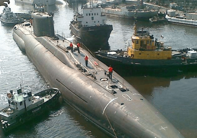 轻舟飘扬：泰国赛艇选手夺冠背后艰辛不易