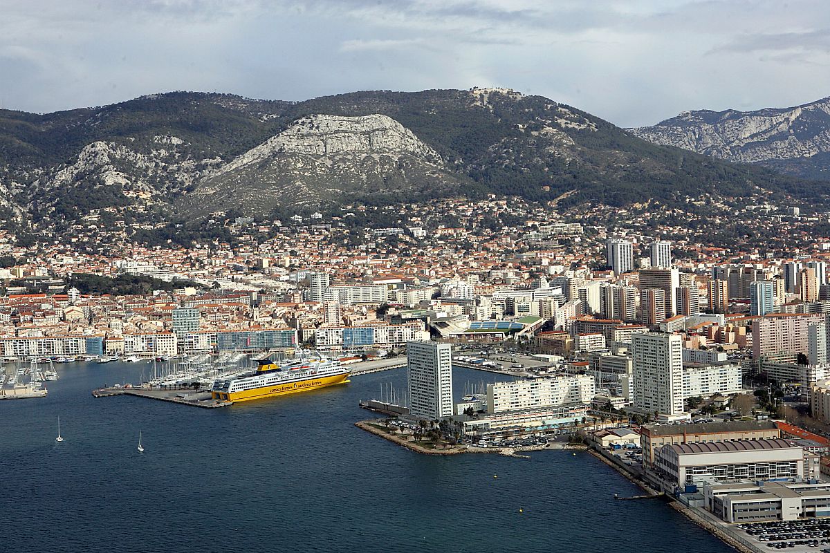 摩纳哥不敌马赛，遭遇惨败