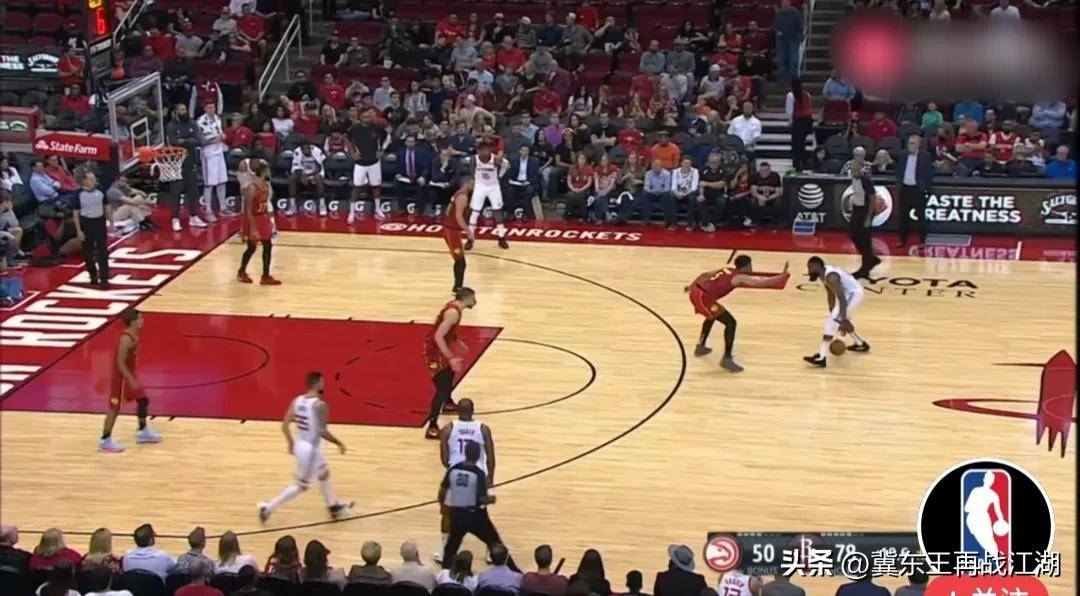突围期间！火箭勇夺胜利，挤身榜首继续前进