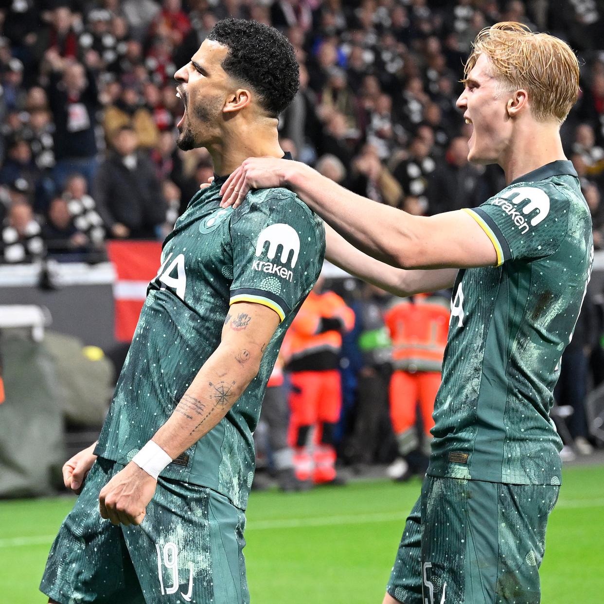 巴萨客场大胜，托特纳姆热刺连败