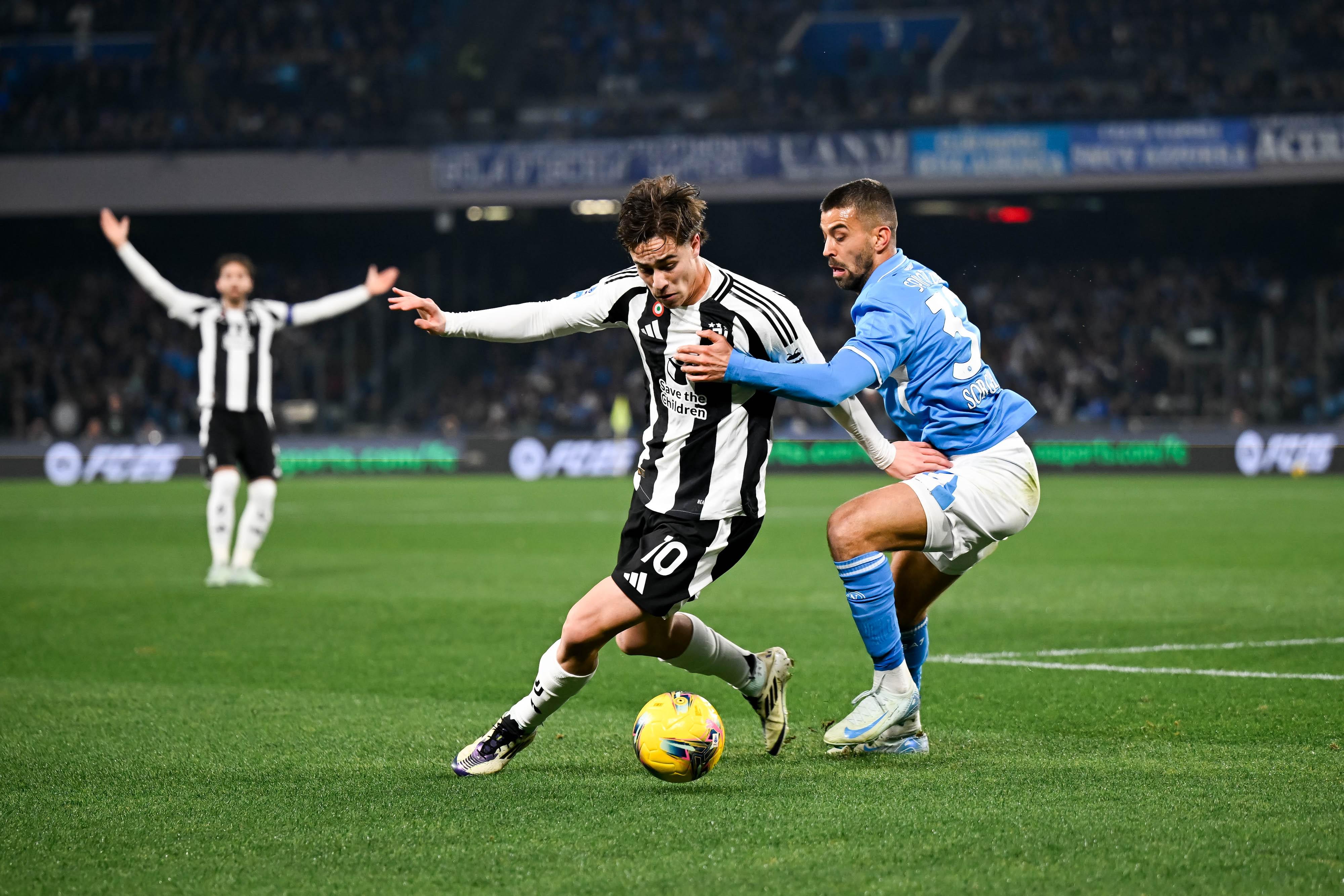 那不勒斯后防表现出色，保持不败纪录