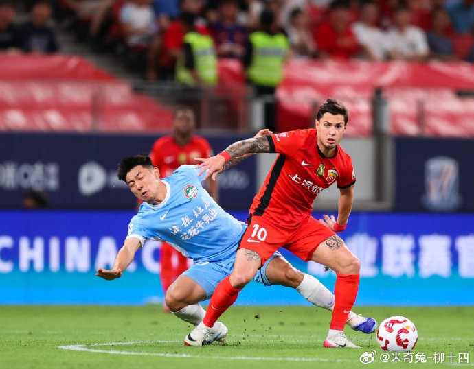 上海申花客场战胜对手，取得连胜