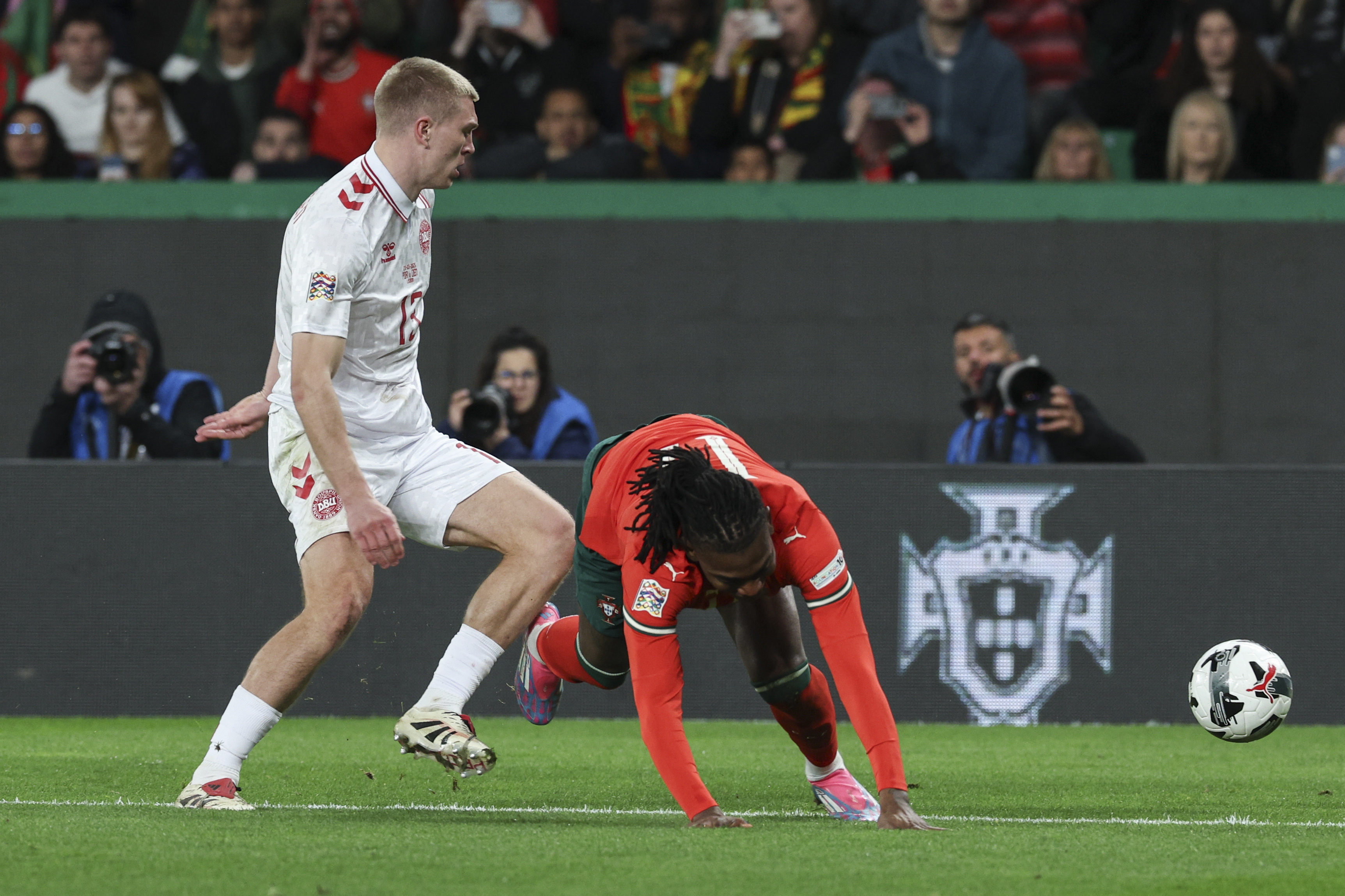 葡萄牙女足憾失晋级，告别本届比赛