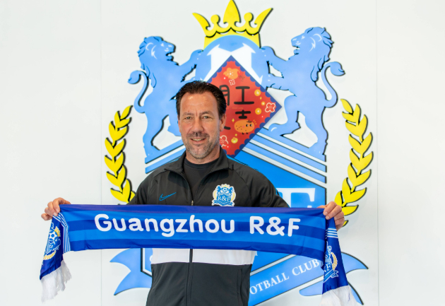 范帅换帅后首胜，球队重获信心