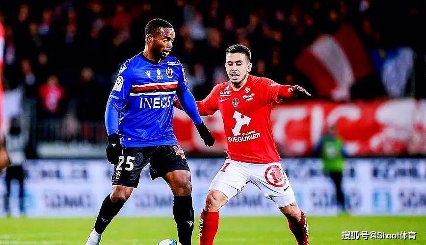 英国威廉希尔-亚眠客负克莱蒙，法甲积分榜继续下滑