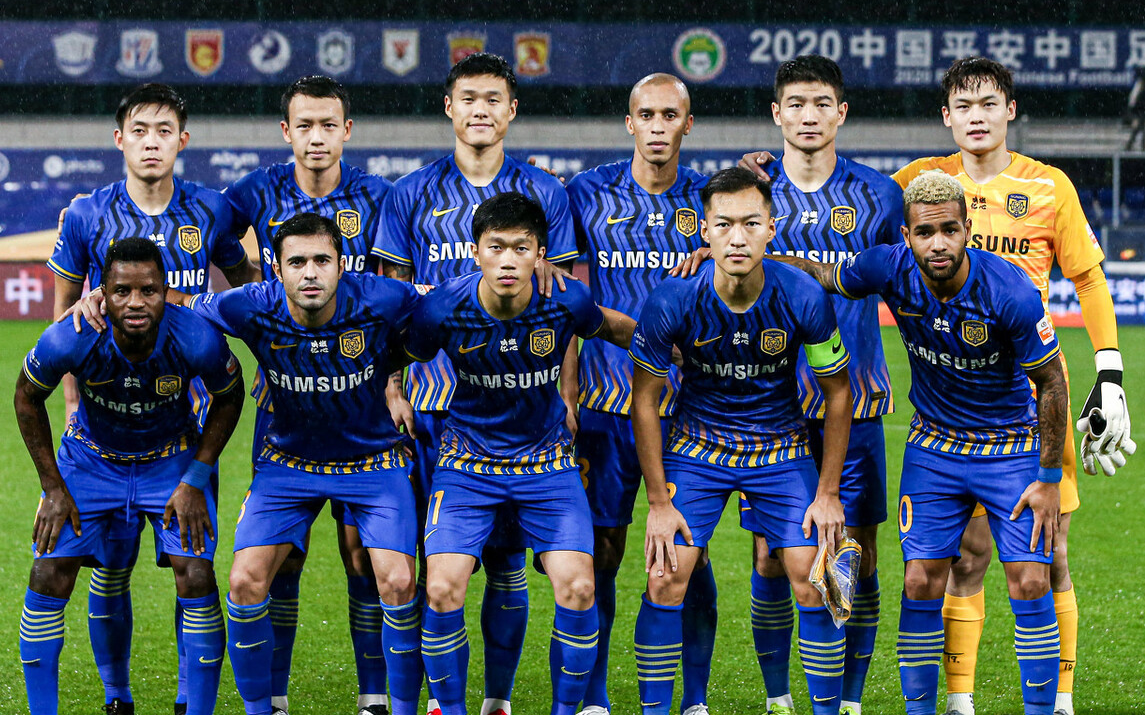 苏宁主场3-1力压深圳佳兆业，领跑脱颖而出