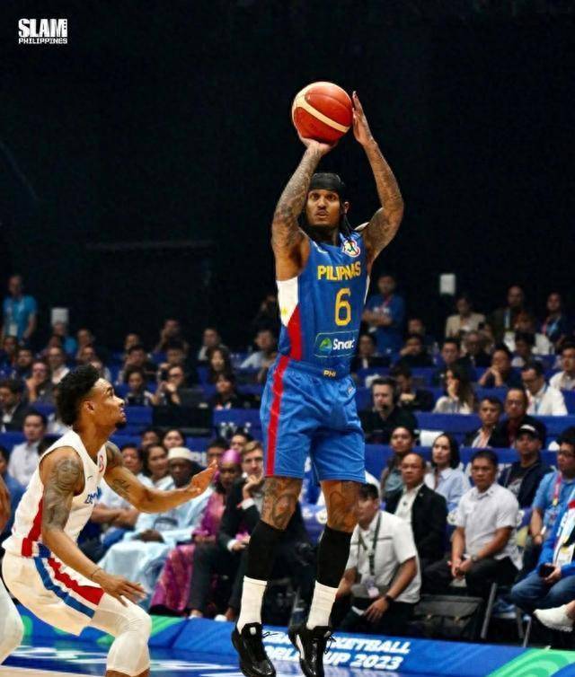 并州男篮连夜商讨新战术，争取胜利