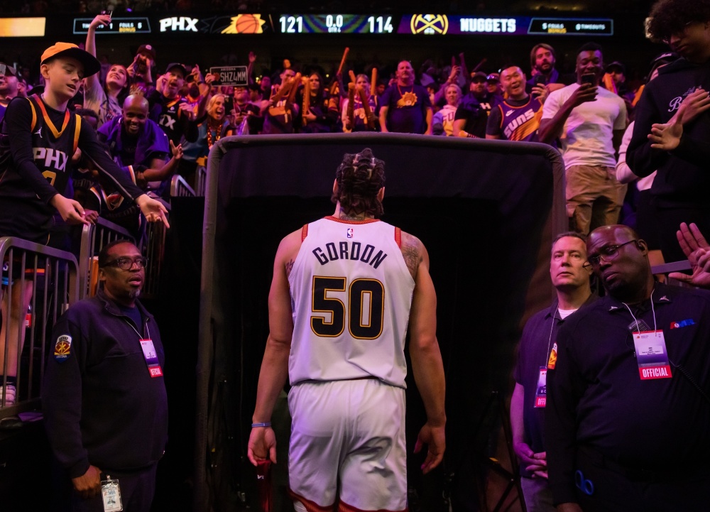 华盛顿雷霆队遇到瓶颈，主帅战术调整追求突破