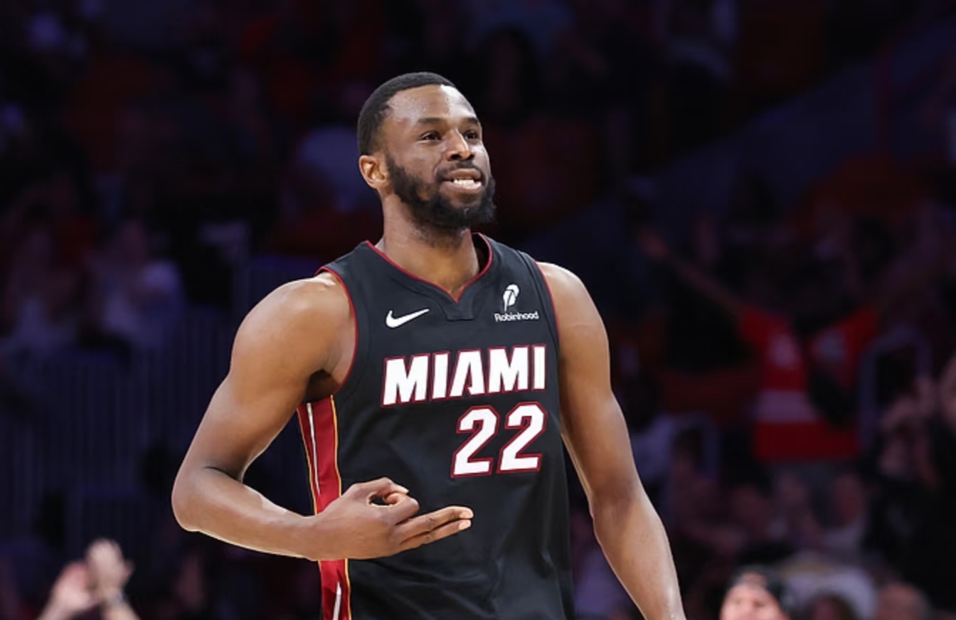 英国威廉希尔-热火球星发威，砍下三双数据