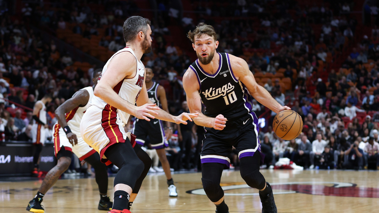 热火球星发威,砍下三双数据 热火球星发威,砍下三双数据