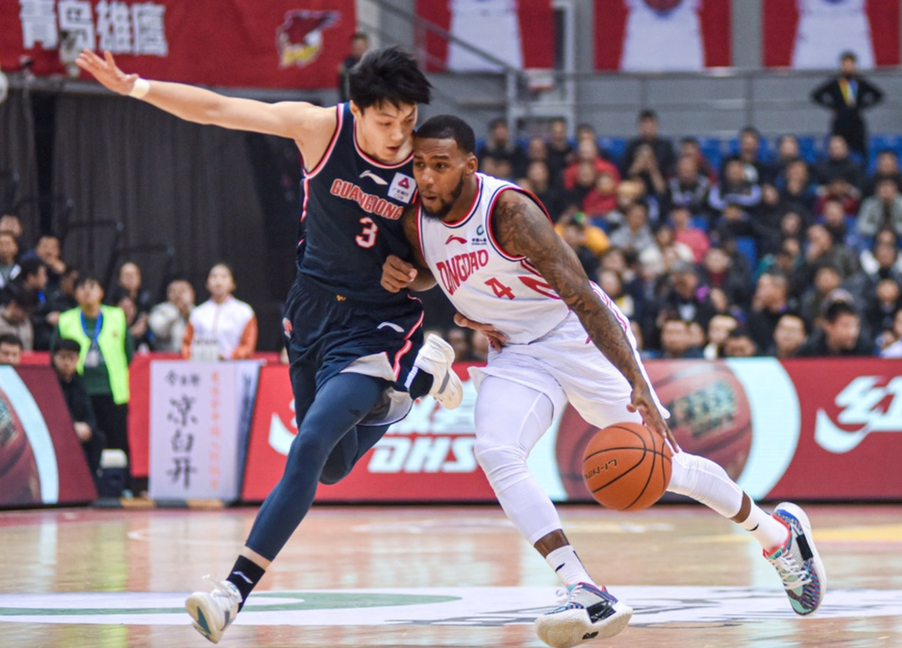 威廉希尔中文站-广州富力大胜，主场势不可挡实现四连胜