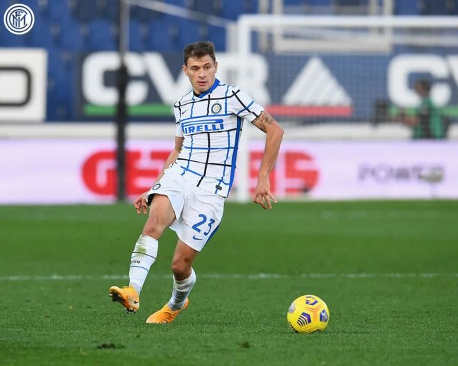 意大利逆转波兰：因西涅梅开二度