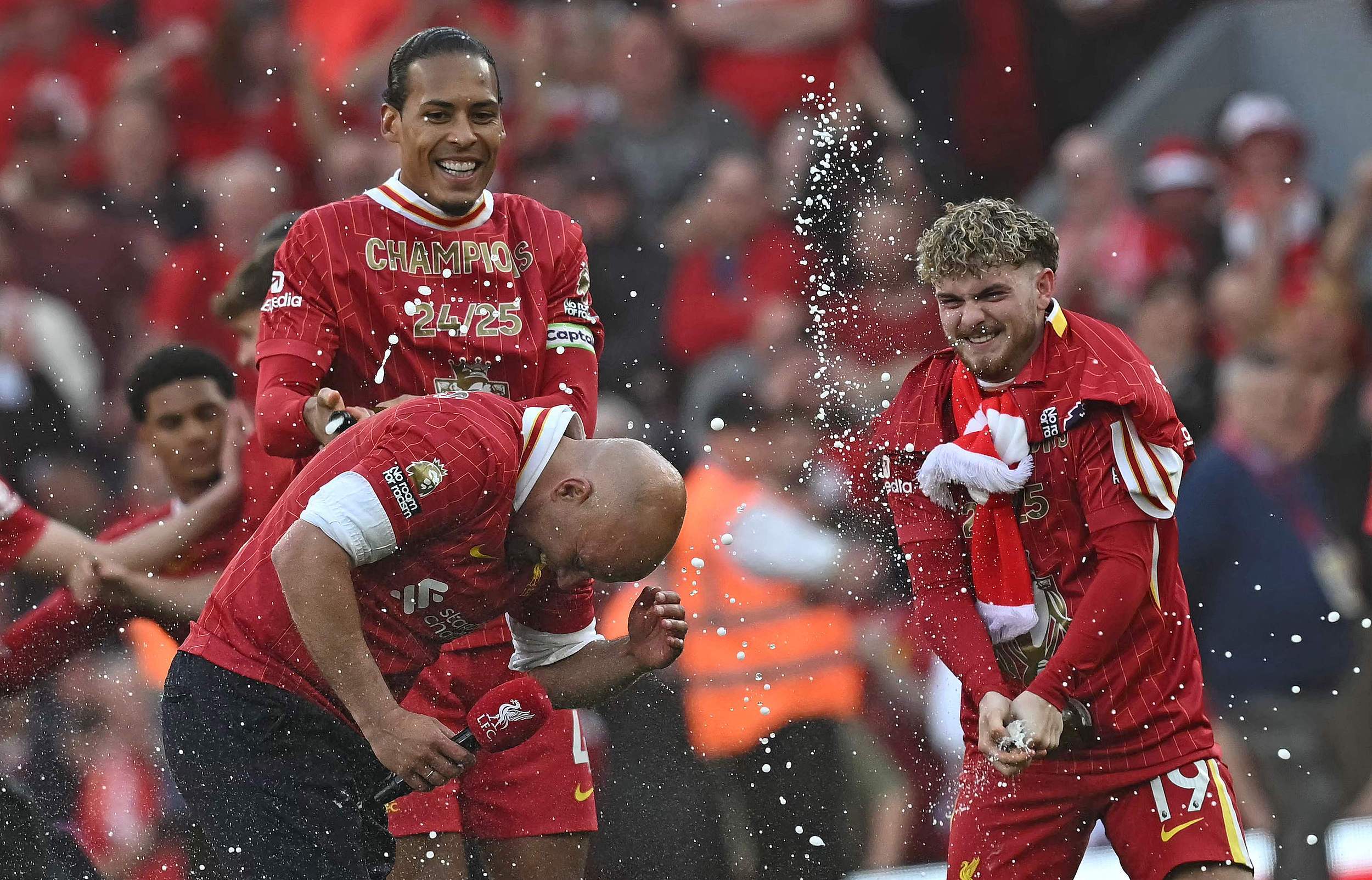 利物浦主场取胜，继续向联赛冠军迈进