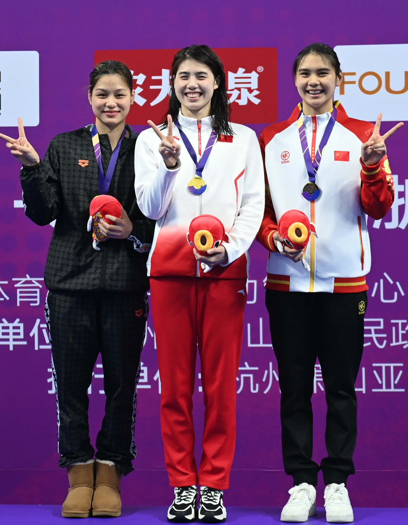 威廉希尔中文站-巴基斯坦射击佳将披荆斩棘，丹麦游泳选手再创佳绩