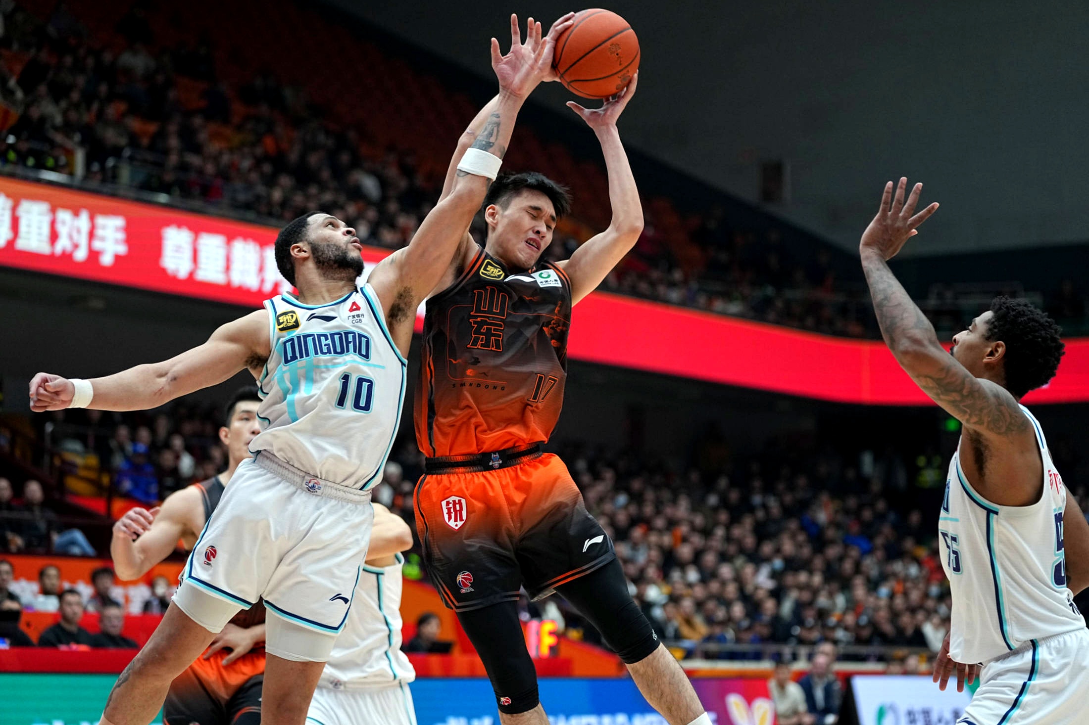 辽宁本土球员崭露头角，助力球队成功晋级半决赛