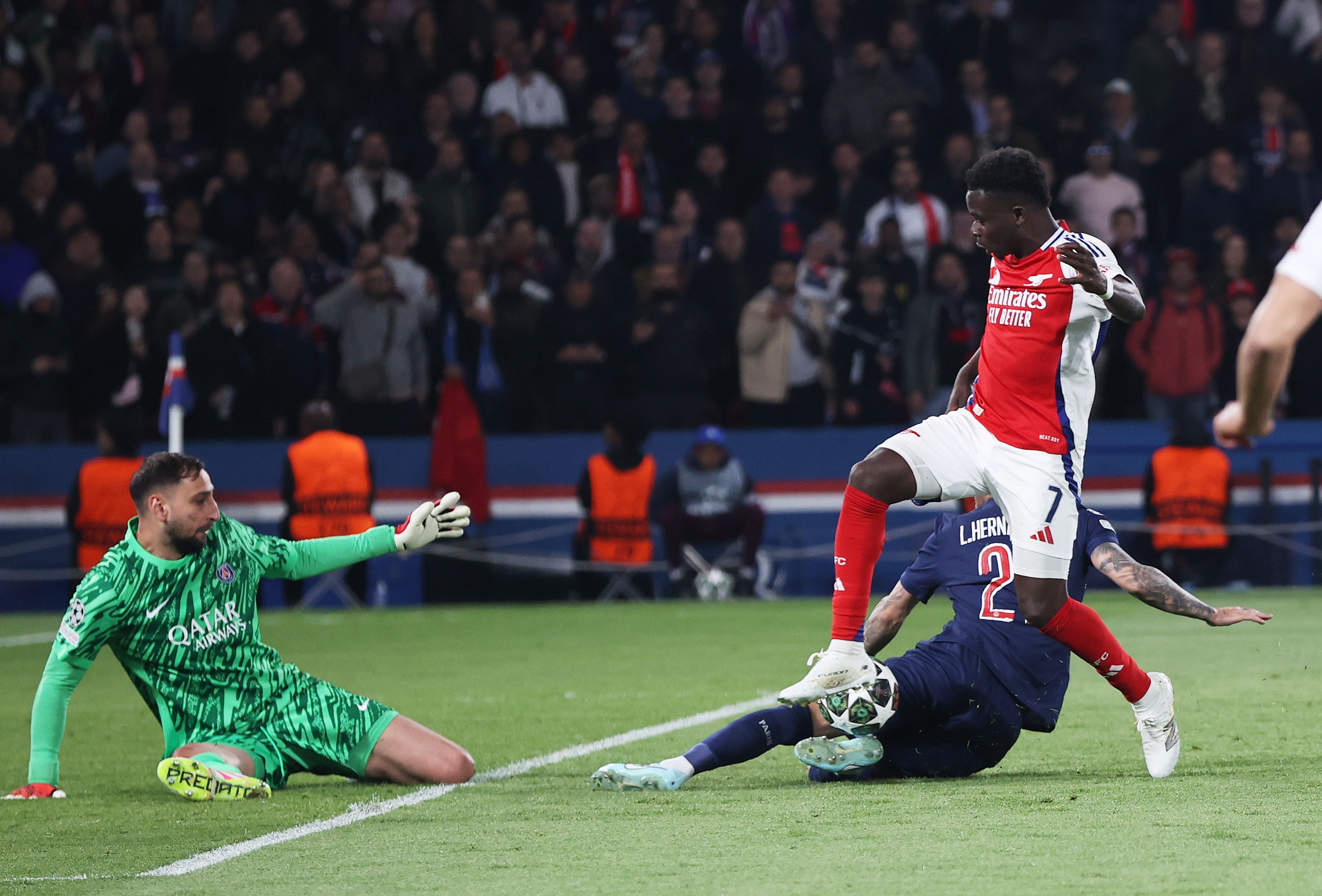 阿森纳2-0击败诺维奇，豪取三分