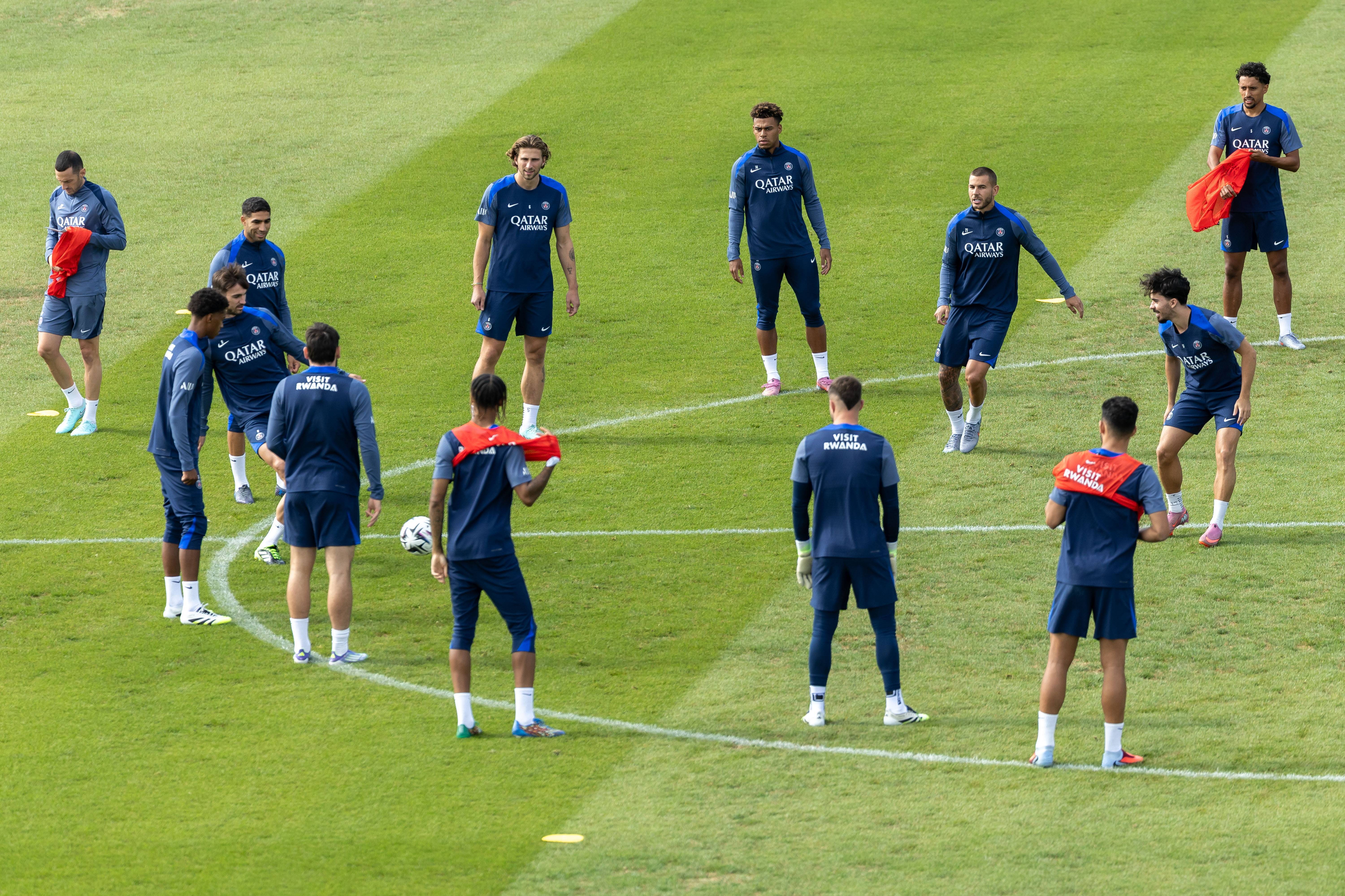 巴黎圣日耳曼战绩惨淡,欧战资格堪忧 巴黎圣日耳曼战绩惨淡,欧战资格堪忧