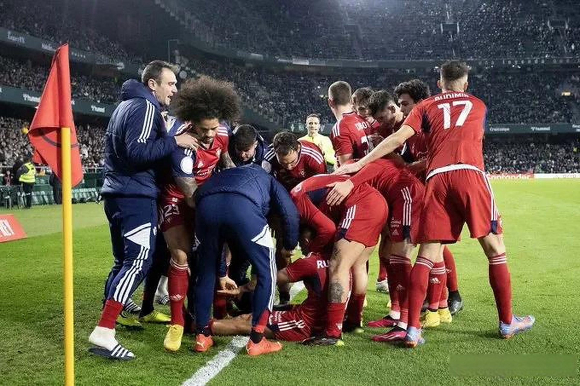 威廉希尔中文站-孔蒂来势汹汹，瓦伦西亚晋级淘汰赛