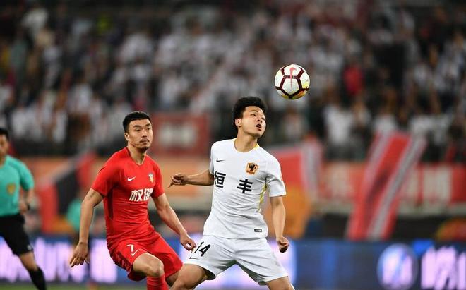 天津权健迎战江苏苏宁，谁能获胜？