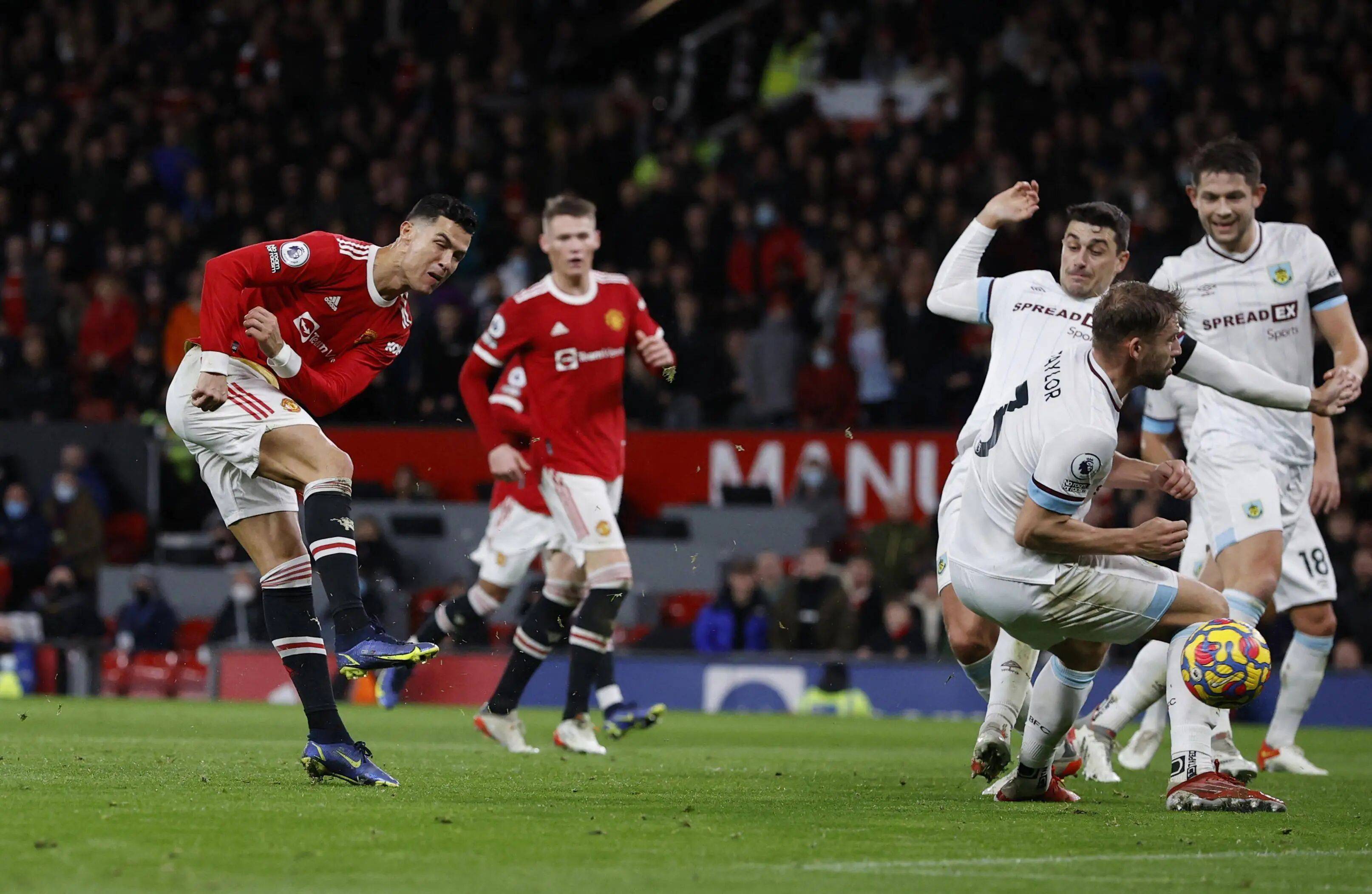 高光时刻，曼联客场完胜维拉