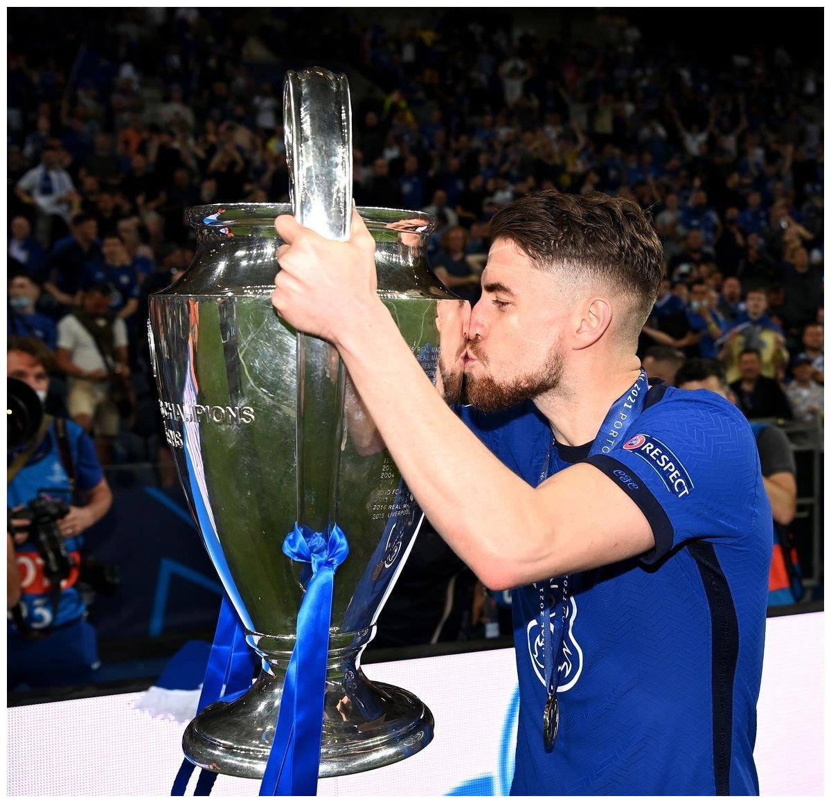 苏格兰队殚精竭虑，终将晋级欧洲杯淘汰赛！