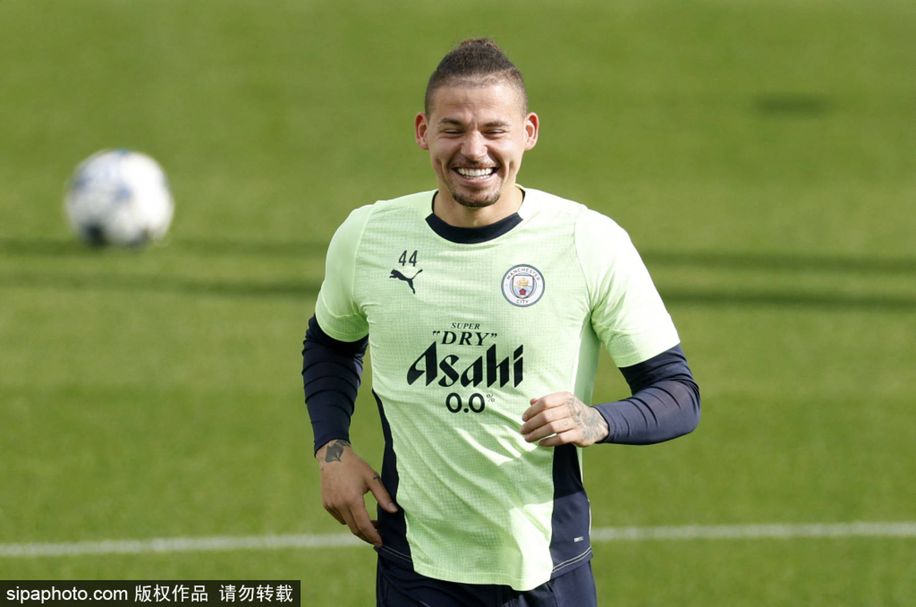 部分英超球队考虑引进新外援，以备战下赛季比赛