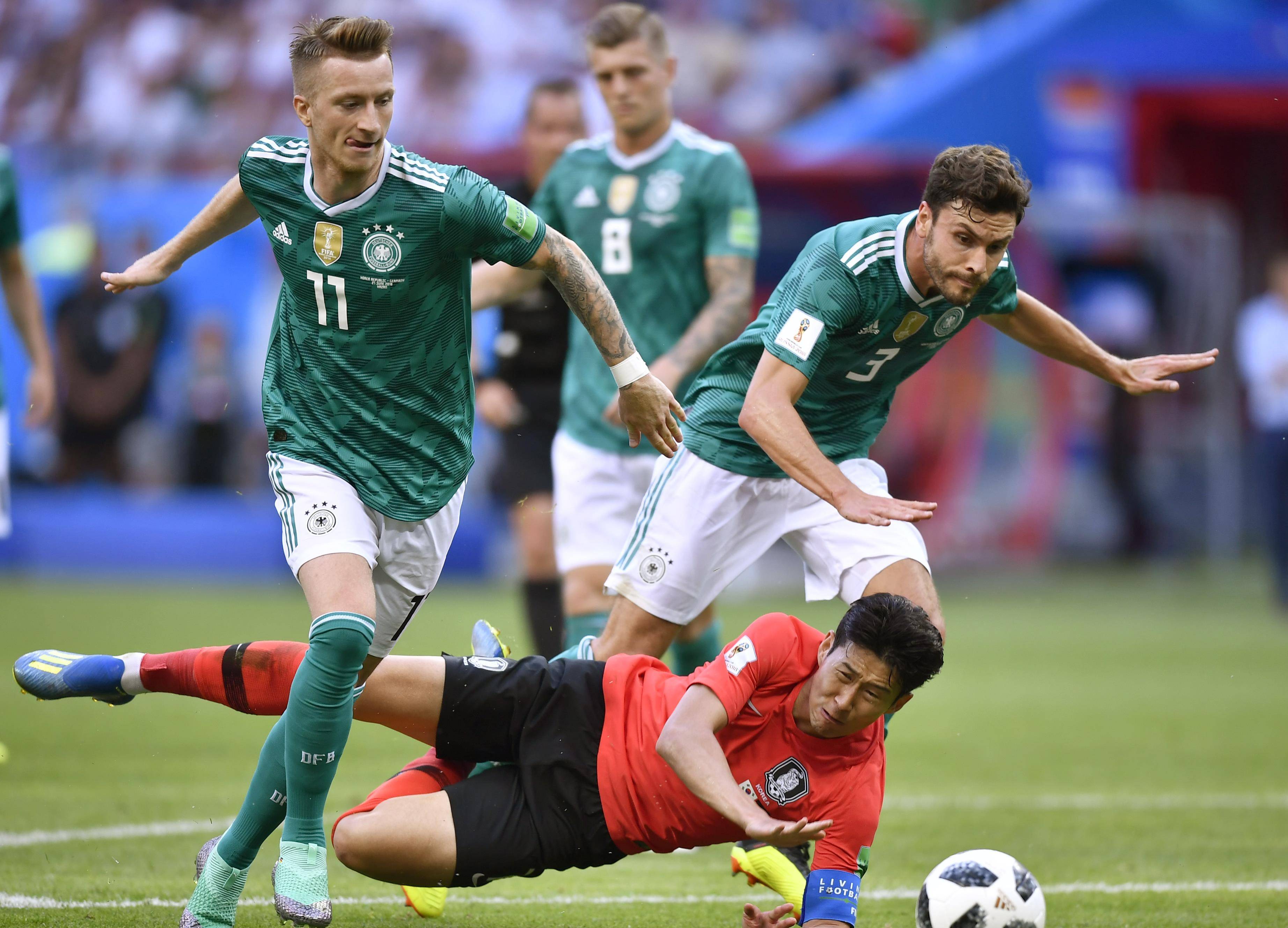 威廉希尔app-刚果共和国队全胜晋级欧洲杯