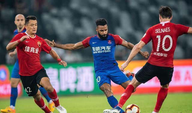 英国威廉希尔-严苛的裁判员裁决引发争执，此次比赛又将引起波澜